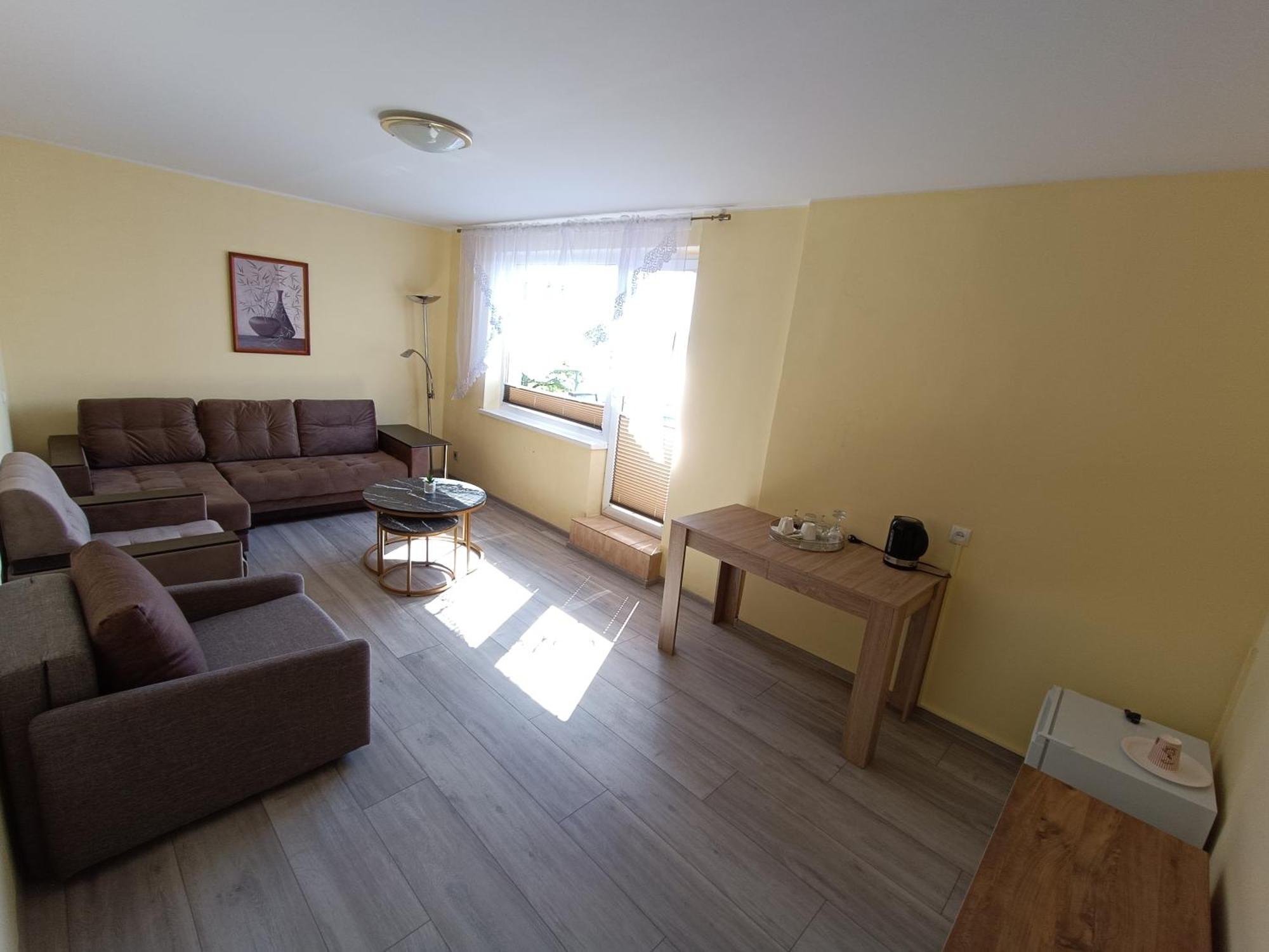 Hotel Viesbutis Jurbarkas Exteriér fotografie