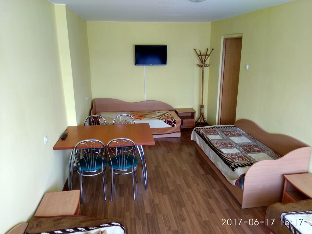 Hotel Viesbutis Jurbarkas Exteriér fotografie